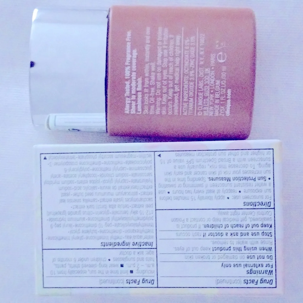 Clinique even better glow light reflecting  makeup SPF 15 WN 112 ginger